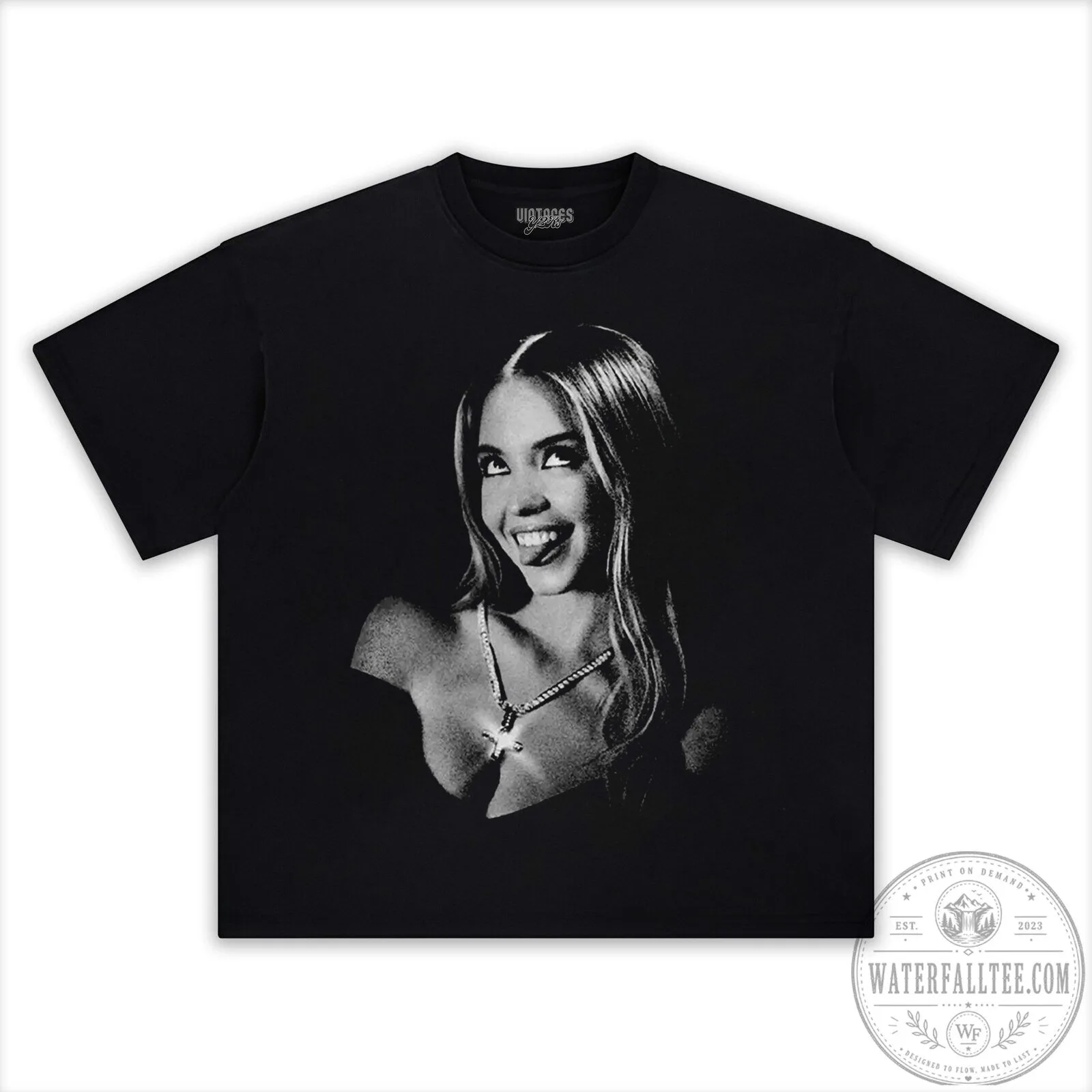 Sydney Sweeney Smiling Face Black and White Portrait T-Shirt 10 Sydney Sweeney Smiling Face Black and White Portrait T-Shirt